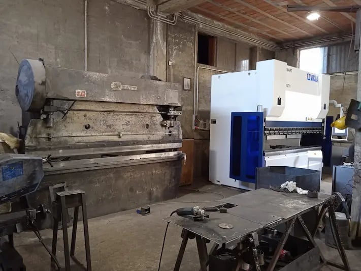 Press brake: what it is and how does it work?